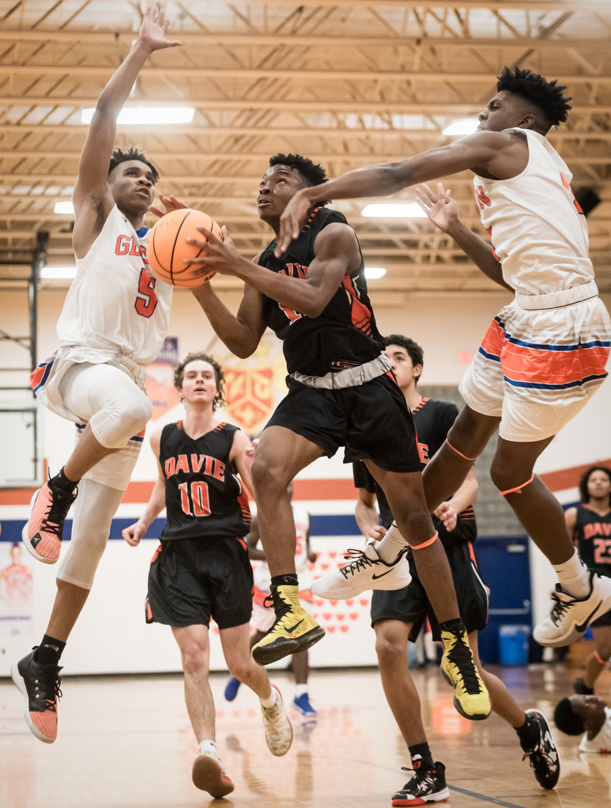 Glenn Davie County Boys Basketball